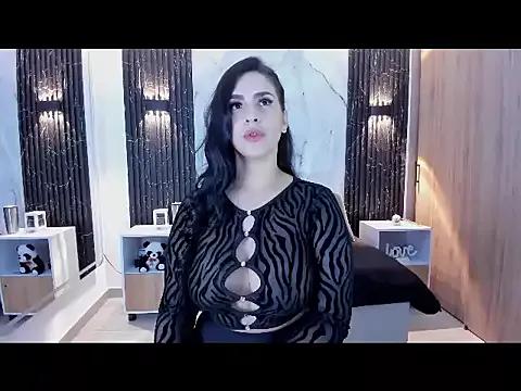 chloe_toms from StripChat is Freechat