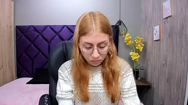 ChloeCampbell03 from StripChat is Freechat