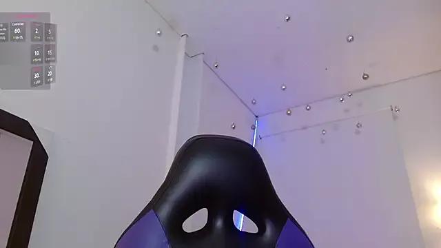 Chloee_Hott from StripChat is Freechat