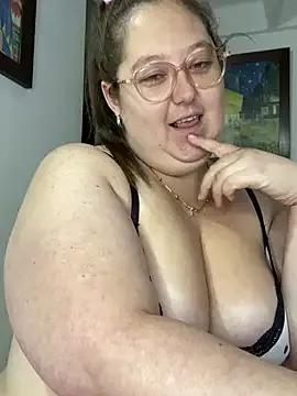 Chloee_Peach from StripChat is Freechat
