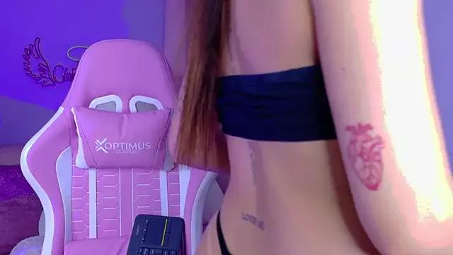 Chloegi__ from StripChat is Freechat