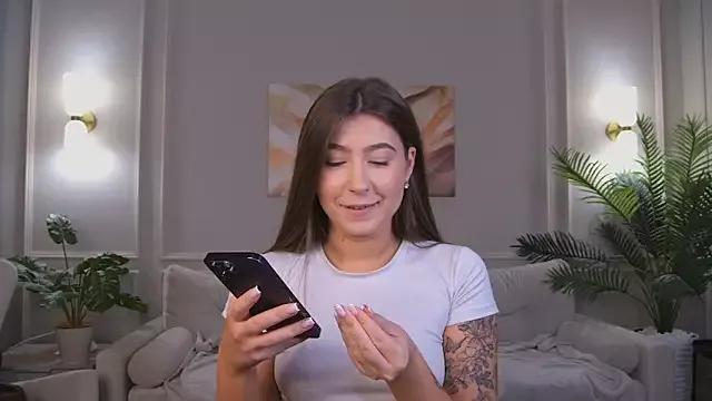 Explore our live girls sluts from our Custom and Multi clubs and checkout exclusive access to highly interactive content, such as shape, hair, titties, pussy type and many more.