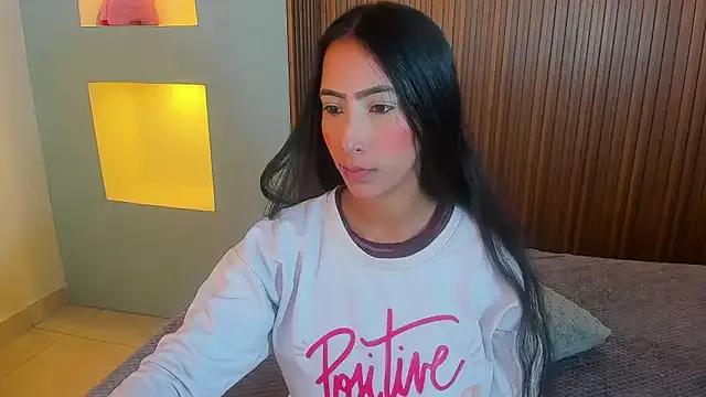 ChloeRose6 from StripChat is Freechat