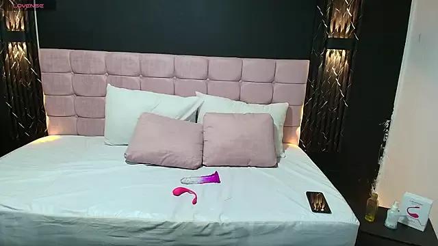 ChloeShine_ from StripChat is Freechat
