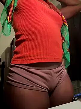 choclatepeaach from StripChat