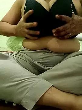 chocobbsneha567 from StripChat