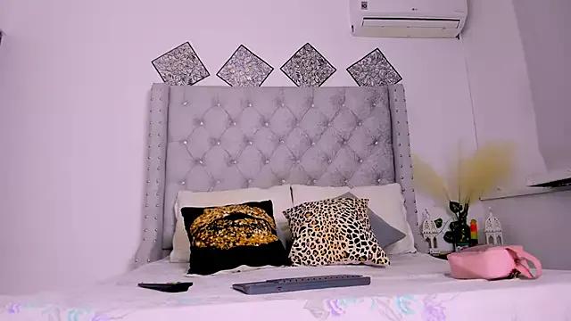 ChocoBunny1 from StripChat is Freechat