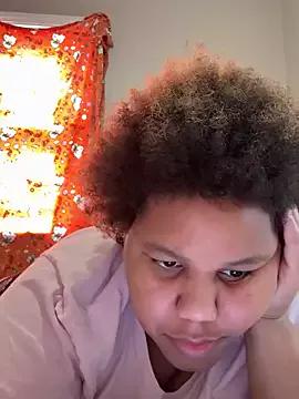chocolate_bella from StripChat