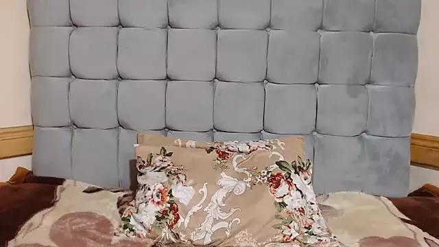 ChocolateClit from StripChat
