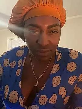 ChocolateTingz from StripChat