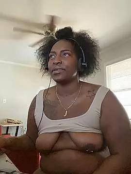 ChocolateTingz from StripChat