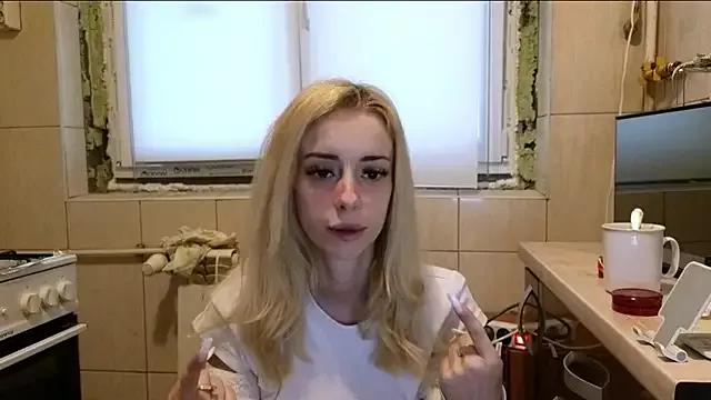 Explore our live girls sluts from our Custom and Multi clubs and checkout exclusive access to highly interactive content, such as shape, hair, titties, pussy type and many more.