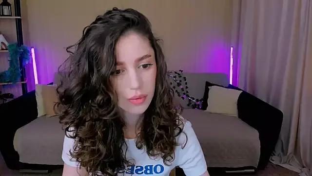 ChristinaConteeree from StripChat is Freechat