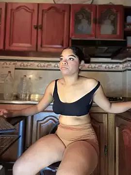 Explore our live girls sluts from our Custom and Multi clubs and checkout exclusive access to highly interactive content, such as shape, hair, titties, pussy type and many more.