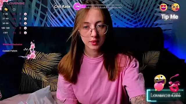 Explore our live girls sluts from our Custom and Multi clubs and checkout exclusive access to highly interactive content, such as shape, hair, titties, pussy type and many more.