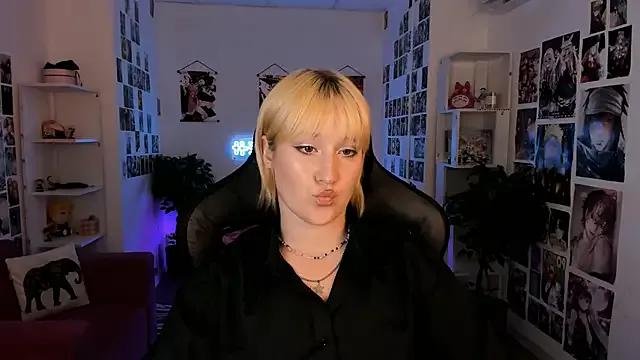 CinBellamy from StripChat is Freechat