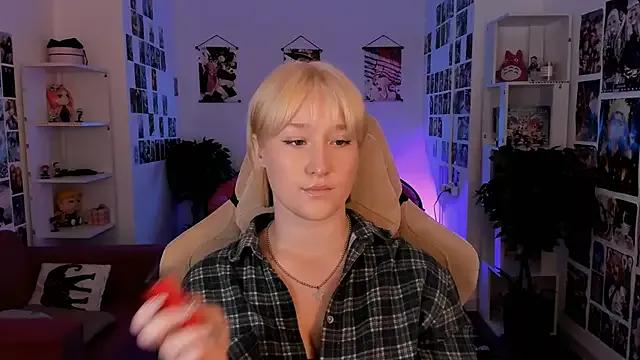 Explore our live girls sluts from our Custom and Multi clubs and checkout exclusive access to highly interactive content, such as shape, hair, titties, pussy type and many more.