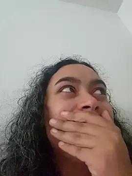 cinnaminnie from StripChat