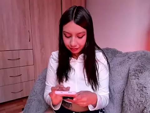 Cinnamon_Meow from StripChat