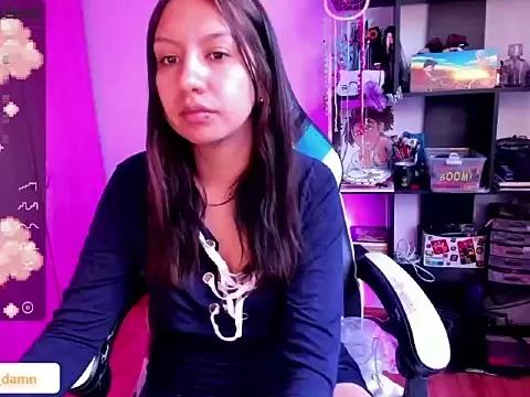Cinnamon_Meow from StripChat