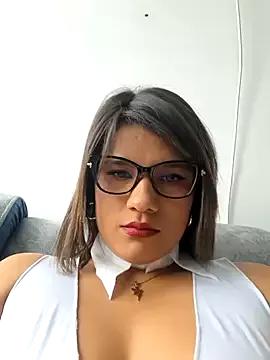 CinthiaRouse33 from StripChat is Freechat