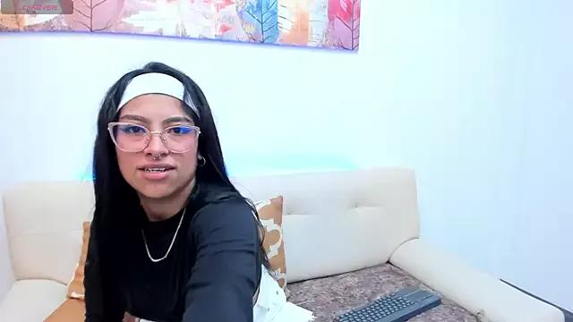 Claire_Aristizabal_ from StripChat is Freechat