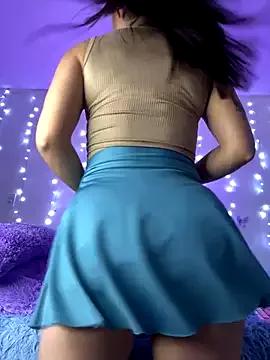 Explore our live girls sluts from our Custom and Multi clubs and checkout exclusive access to highly interactive content, such as shape, hair, titties, pussy type and many more.