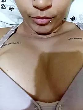 Photos of clarinha2 from StripChat is Freechat