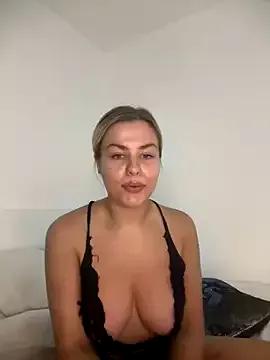 Cleoxox webcams show profile image 