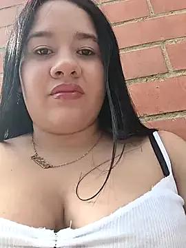 Explore our live girls sluts from our Custom and Multi clubs and checkout exclusive access to highly interactive content, such as shape, hair, titties, pussy type and many more.