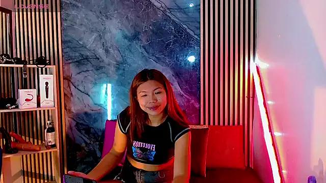 Cloelombard from StripChat is Freechat