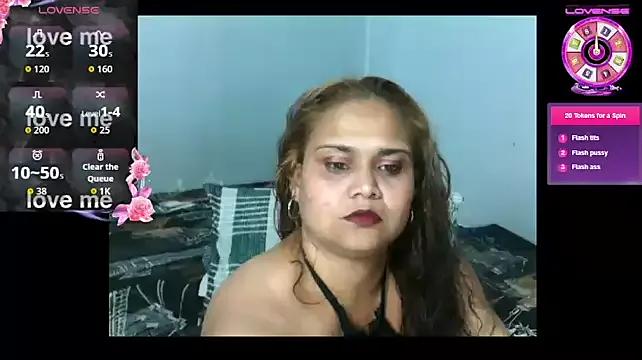 clover_spice21 from StripChat is Freechat