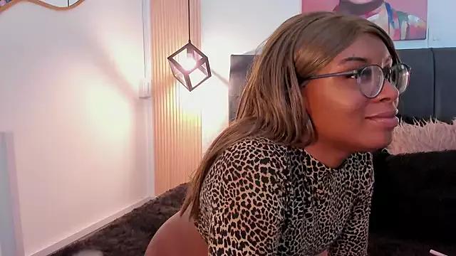 Coco_joness from StripChat