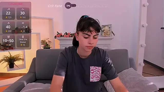 Explore our live girls sluts from our Custom and Multi clubs and checkout exclusive access to highly interactive content, such as shape, hair, titties, pussy type and many more.