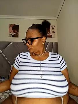 CocoBootyyy from StripChat