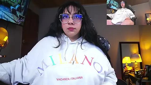 Coraline_latin webcams show profile image 