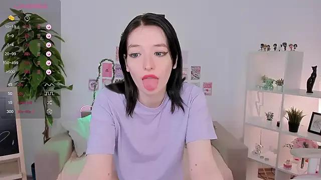 Explore our live girls sluts from our Custom and Multi clubs and checkout exclusive access to highly interactive content, such as shape, hair, titties, pussy type and many more.
