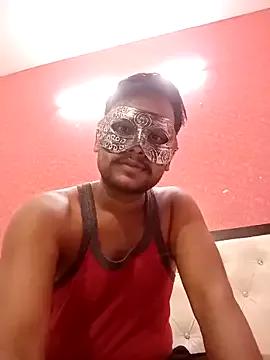 couple_bhabi from StripChat is Freechat