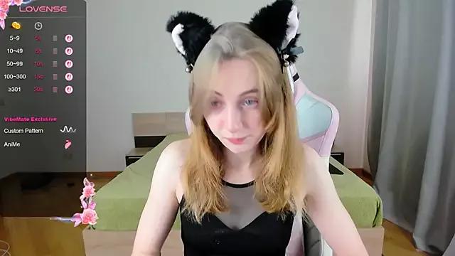 Explore our live girls sluts from our Custom and Multi clubs and checkout exclusive access to highly interactive content, such as shape, hair, titties, pussy type and many more.