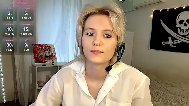 crazy_cutie from StripChat is Freechat