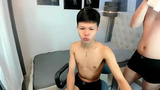 crazyasiantwink from StripChat is Freechat