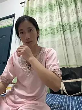 crhong666 from StripChat is Freechat