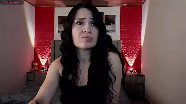 cristal_hilton_10 from StripChat is Freechat
