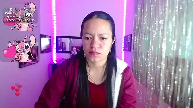 Cristal_w from StripChat is Freechat