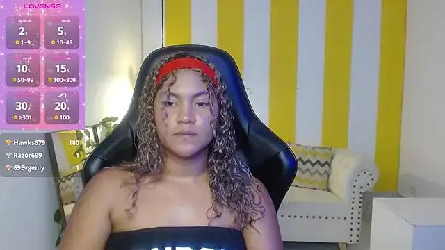Cristal_War from StripChat is Freechat