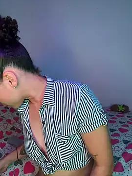 cristallove_01 from StripChat is Freechat