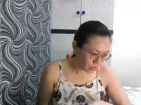 Crizzybel webcams show profile image 