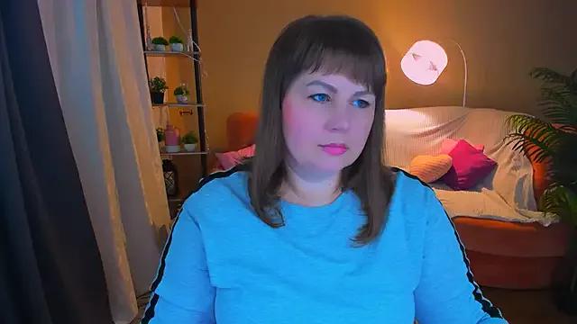 CrystaalStaar from StripChat is Freechat