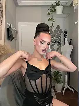 Explore our live girls sluts from our Custom and Multi clubs and checkout exclusive access to highly interactive content, such as shape, hair, titties, pussy type and many more.
