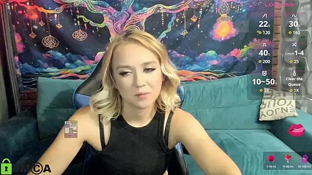 CrystalGirl99 from StripChat is Freechat